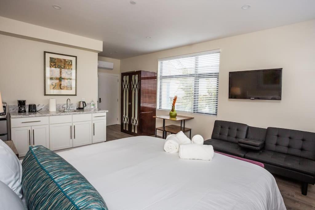 Next To San Diego Downtown - Cali King Size Studio Exterior foto